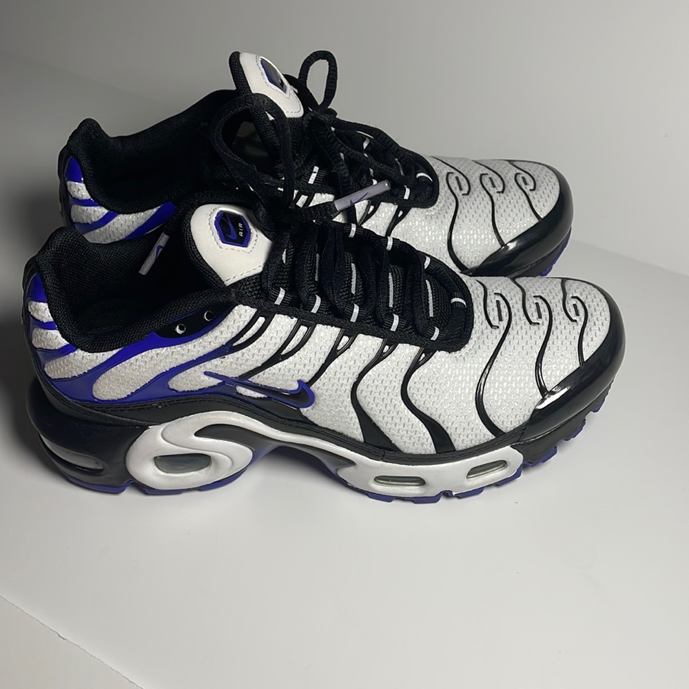 Nike Air max plus Persian violet kids size 4Y